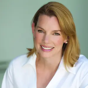 Retrato de  Fiona Davis