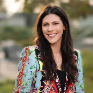 Retrato de  Naomi Bagdonas