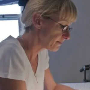 Retrato de  Kirsten Wolf