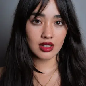 Retrato de Elisa Tokeshi