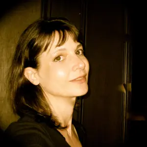 Retrato de Erica Benner