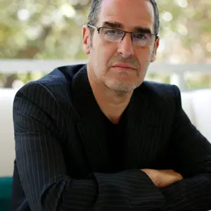 Retrato de Mark Mazower