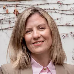 Retrato de  Ivana Raschkovan