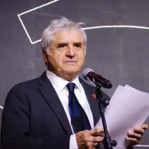 Retrato de  Eugenio Tironi