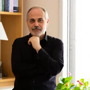 Retrato de Haim Shapira