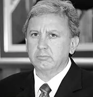 Retrato de  Hernán Garrido-Lecca