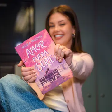 Imagen extra Amor fuera de serie 4