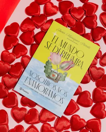 Imagen extra El mundo se derrumba, nosotros nos enamoramos 0