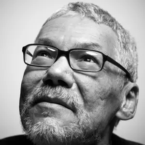 Retrato de  Roberto Burgos